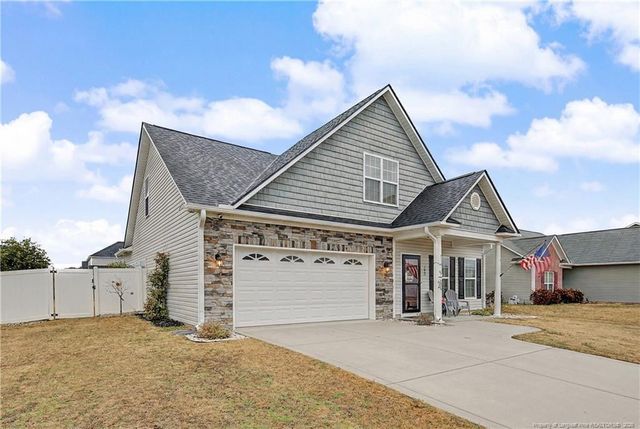 188 Stockbridge Drive, Raeford, NC 28376