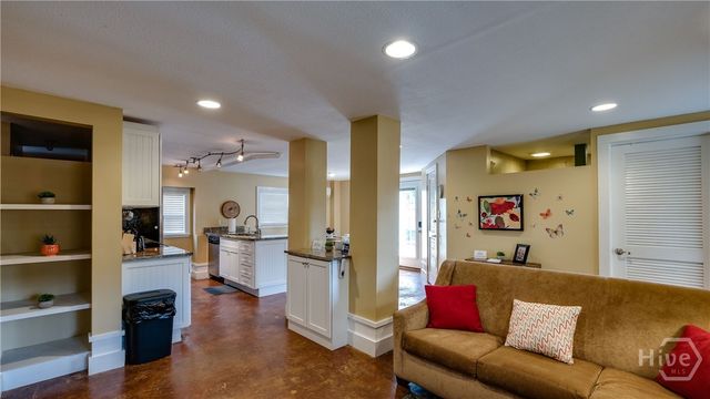 4 Rivermist Lane, Savannah, GA 31410
