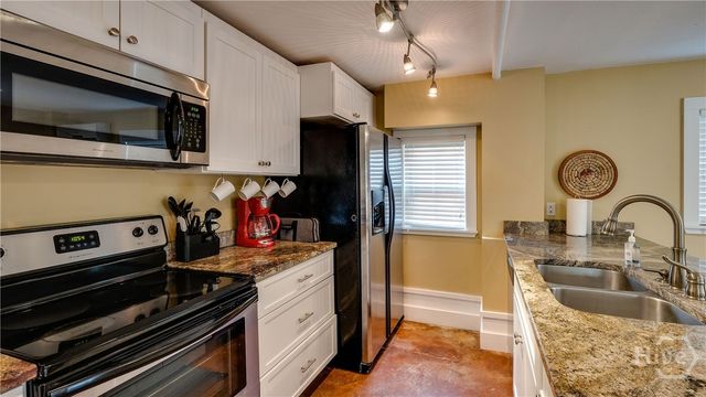 4 Rivermist Lane, Savannah, GA 31410