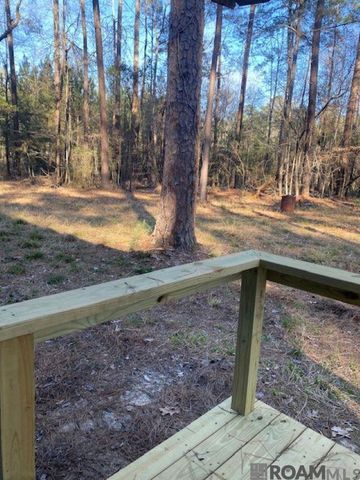 12479 Sullivan Ln, Clinton, LA 70722