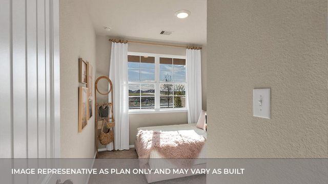 395 Mustang Lake CIR, Buda, TX 78610