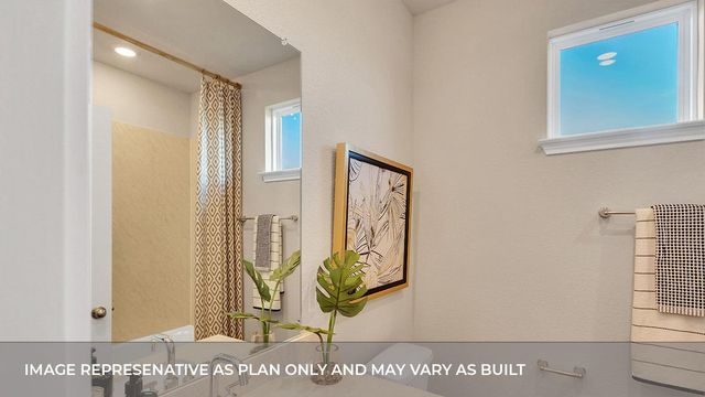 395 Mustang Lake CIR, Buda, TX 78610