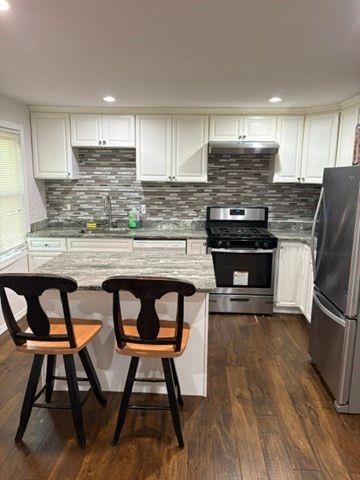 27 Barnum St, Taunton, MA 02790