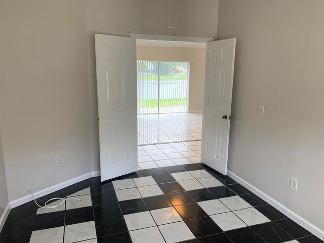 1824 Edgewater Drive, Boynton Beach, FL 33436