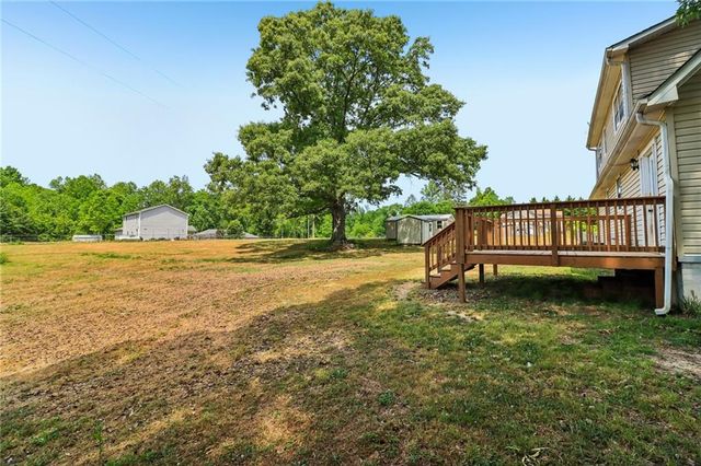 556 Hitchcock Road, Dallas, GA 30157