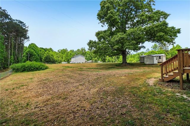 556 Hitchcock Road, Dallas, GA 30157