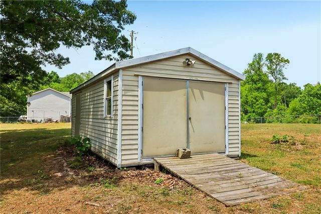 556 Hitchcock Road, Dallas, GA 30157