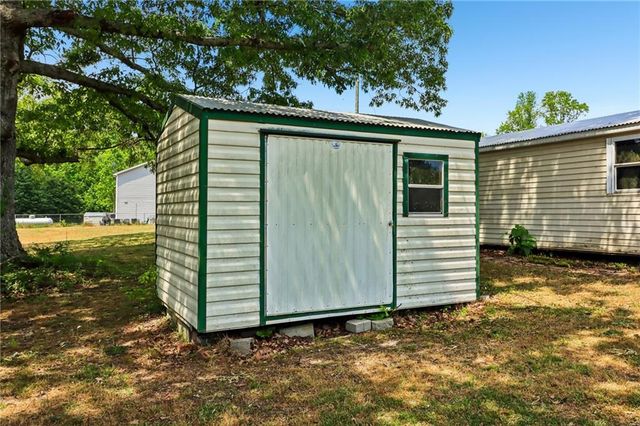 556 Hitchcock Road, Dallas, GA 30157