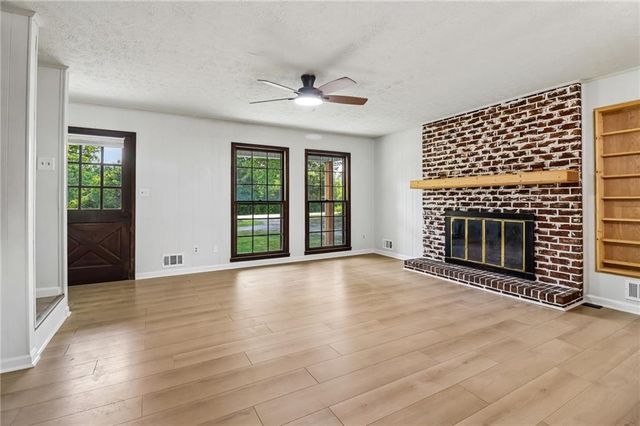 556 Hitchcock Road, Dallas, GA 30157