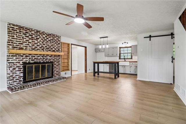 556 Hitchcock Road, Dallas, GA 30157