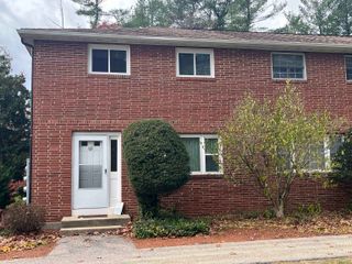 69 Oakridge Drive, Londonderry, NH 03053