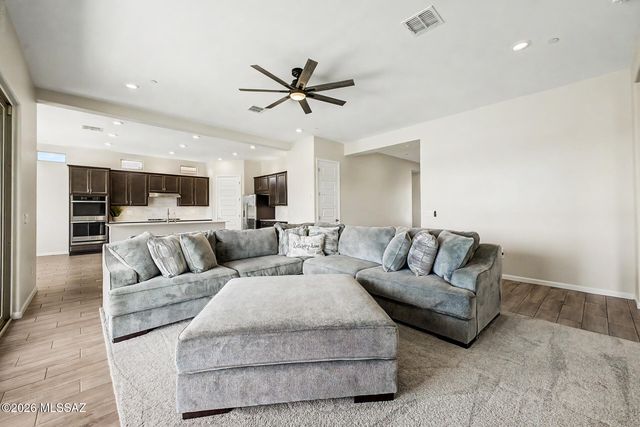 6511 W Antler Bnd Place, Marana, AZ 85658