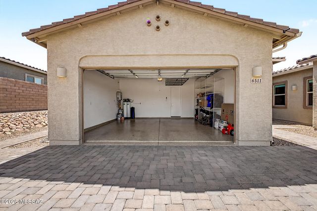 6511 W Antler Bnd Place, Marana, AZ 85658