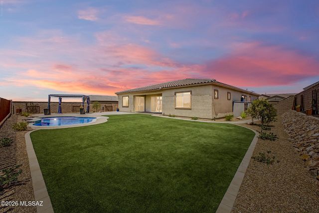 6511 W Antler Bnd Place, Marana, AZ 85658