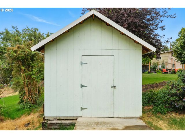 1009 COLLEGE St, Milton Freewater, OR 97862