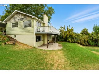 1009 COLLEGE St, Milton Freewater, OR 97862