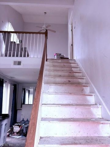 5254 Lake Victoria ARCH, Virginia Beach, VA 23464