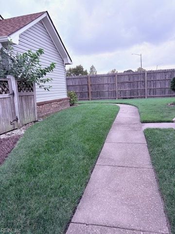 5254 Lake Victoria ARCH, Virginia Beach, VA 23464
