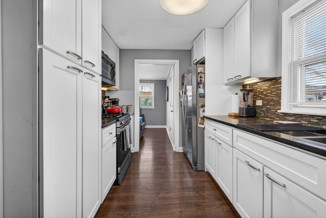 2634 Silver Creek Drive, Franklin Park, IL 60131