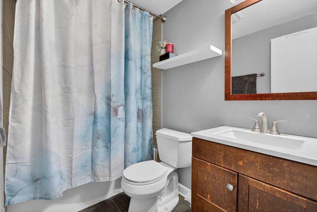 2634 Silver Creek Drive, Franklin Park, IL 60131