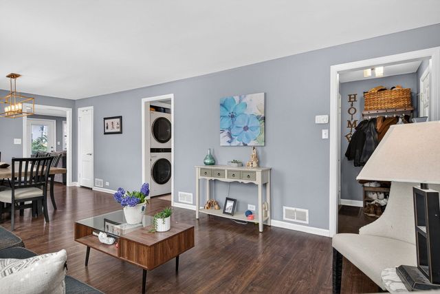 2634 Silver Creek Drive, Franklin Park, IL 60131