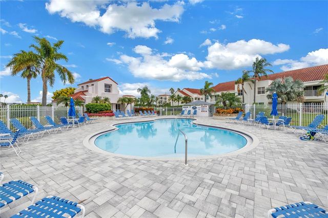 6085 BAHIA DEL MAR BOULEVARD 105, St Petersburg, FL 33715