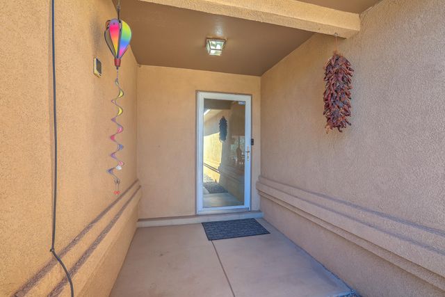 1143 Zaragoza Street SW, Albuquerque, NM 87121