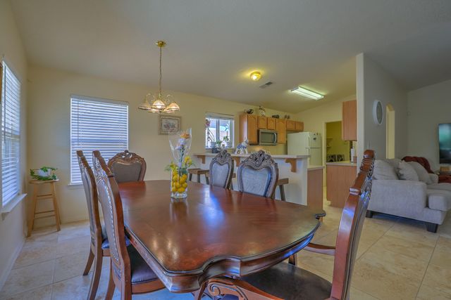 1143 Zaragoza Street SW, Albuquerque, NM 87121