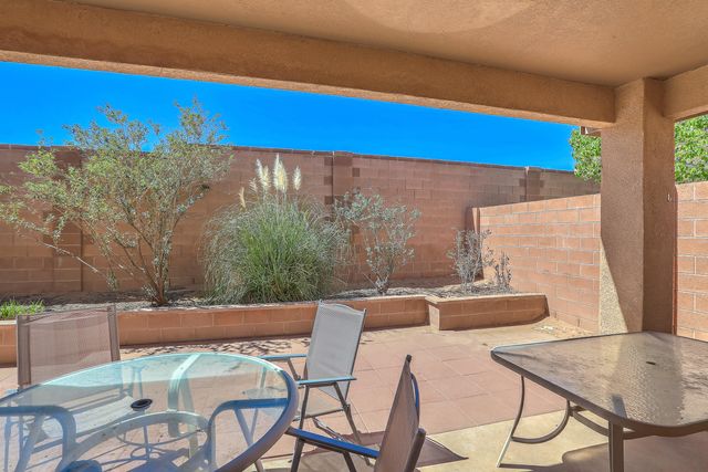 1143 Zaragoza Street SW, Albuquerque, NM 87121