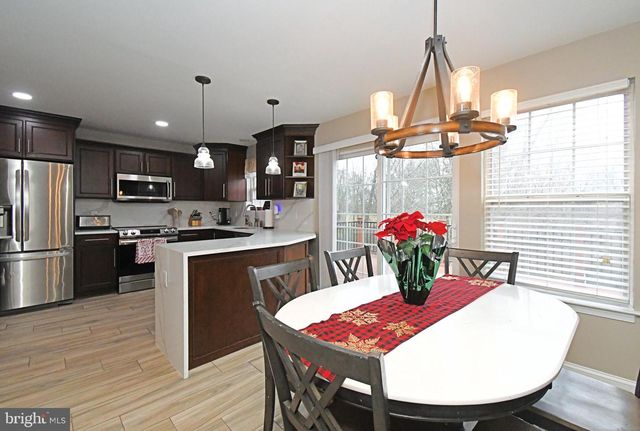 340 VANDERBILT LN, Harleysville, PA 19438