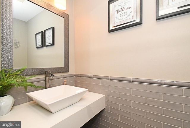 340 VANDERBILT LN, Harleysville, PA 19438