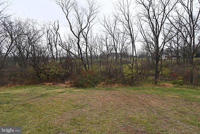 340 VANDERBILT LN, Harleysville, PA 19438