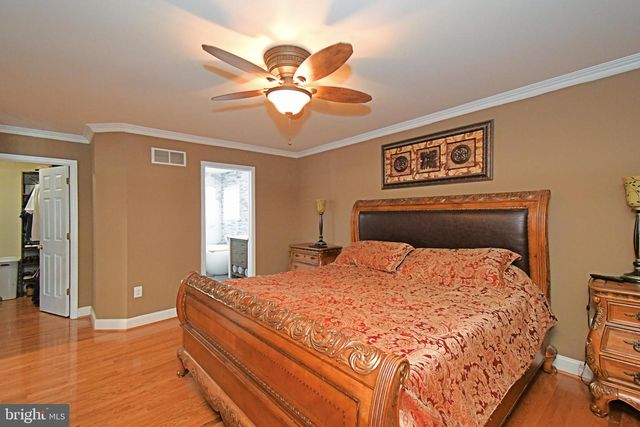 340 VANDERBILT LN, Harleysville, PA 19438