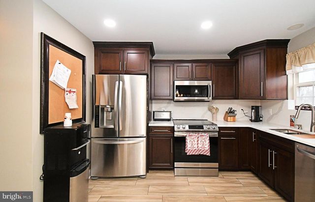 340 VANDERBILT LN, Harleysville, PA 19438