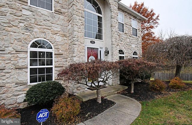 340 VANDERBILT LN, Harleysville, PA 19438