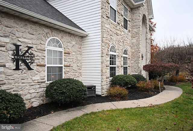 340 VANDERBILT LN, Harleysville, PA 19438