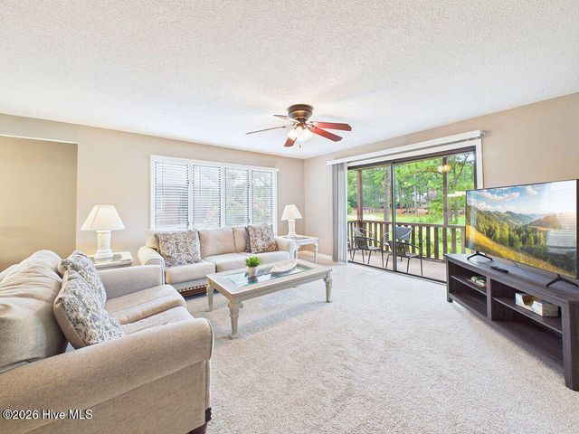 703 Dover Street, Southern Pines, NC 28387