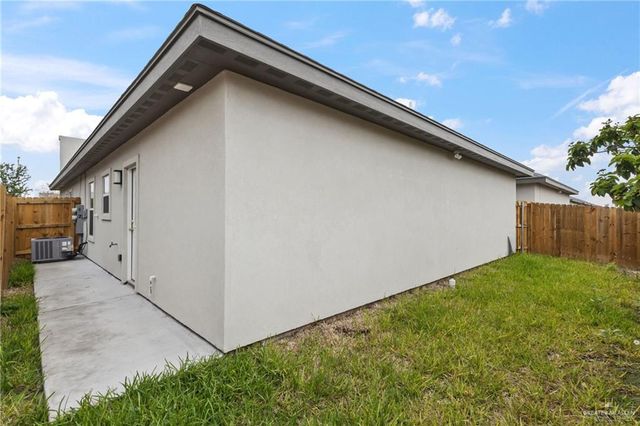 1802 W Violet Drive, Pharr, TX 78577