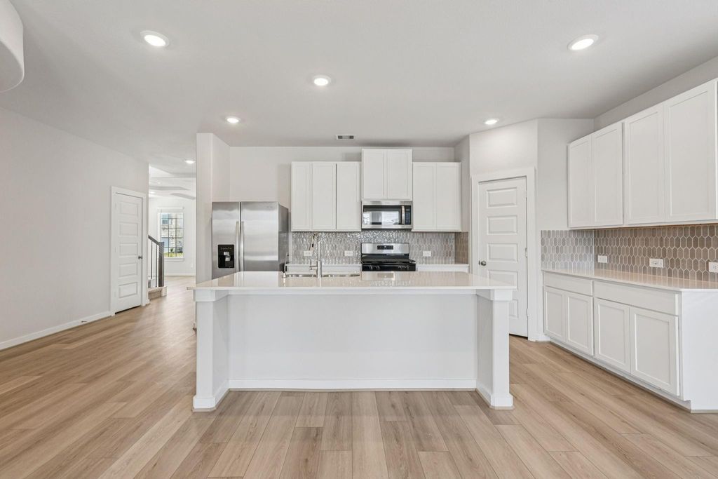 1226 Romany Fields Drive, Huffman, TX 77336