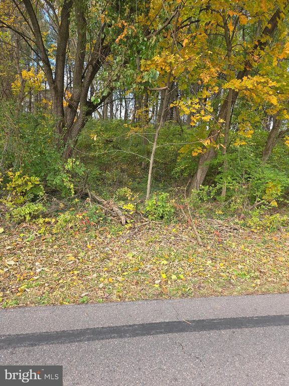 13800 PARADISE CHURCH RD, Hagerstown, MD 21742