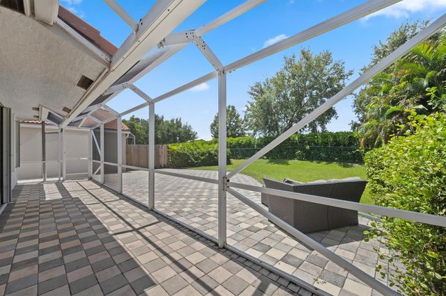 3800 Miramontes Circle, Wellington, FL 33414