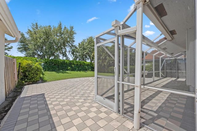 3800 Miramontes Circle, Wellington, FL 33414