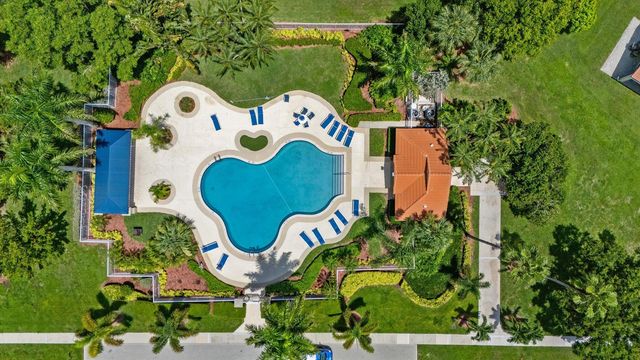 3800 Miramontes Circle, Wellington, FL 33414