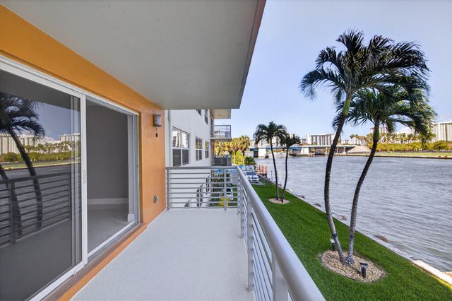 2900 NE 30th Street L-2, Fort Lauderdale, FL 33306