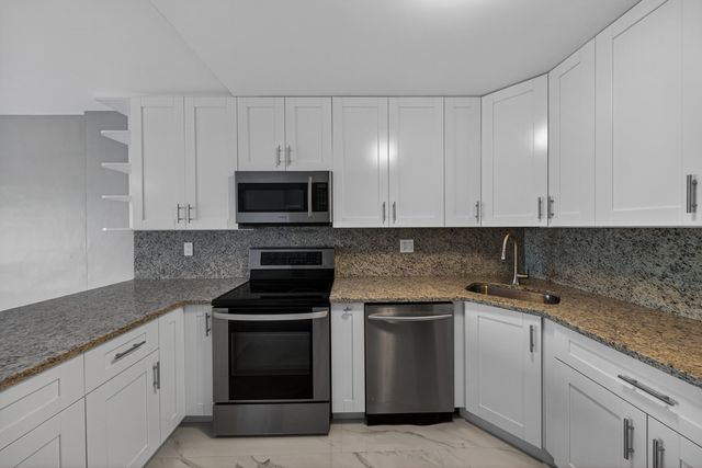 2900 NE 30th Street L-2, Fort Lauderdale, FL 33306