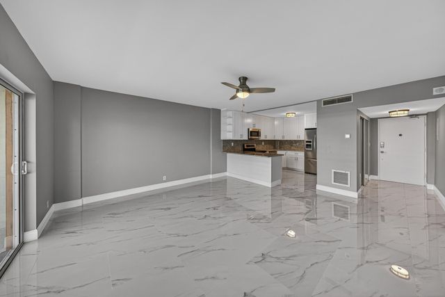 2900 NE 30th Street L-2, Fort Lauderdale, FL 33306