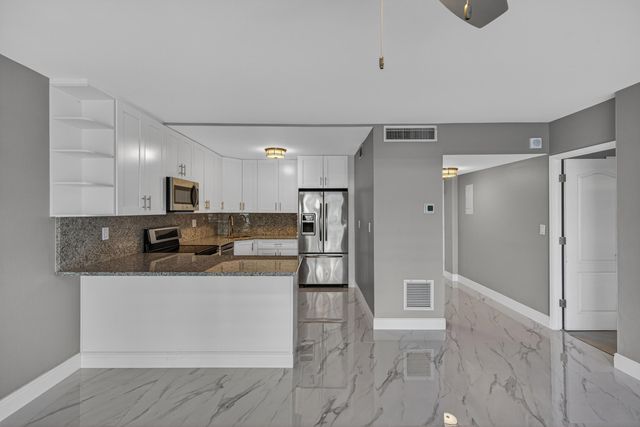 2900 NE 30th Street L-2, Fort Lauderdale, FL 33306