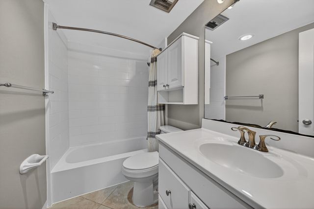 2900 NE 30th Street L-2, Fort Lauderdale, FL 33306