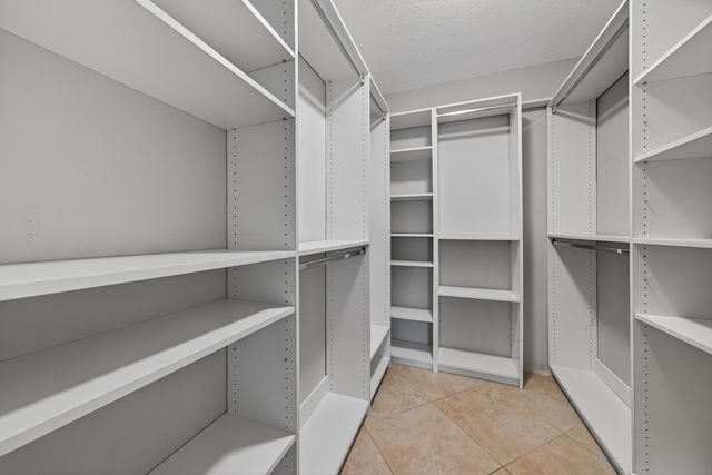 2900 NE 30th Street L-2, Fort Lauderdale, FL 33306