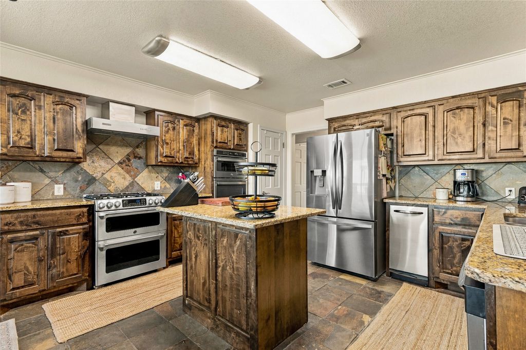 910 W Highway 67, Alvarado, TX 76009 — photo 3